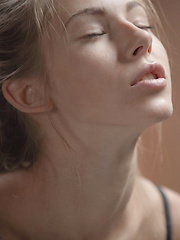 Angelica & Ben : Good Night Kiss